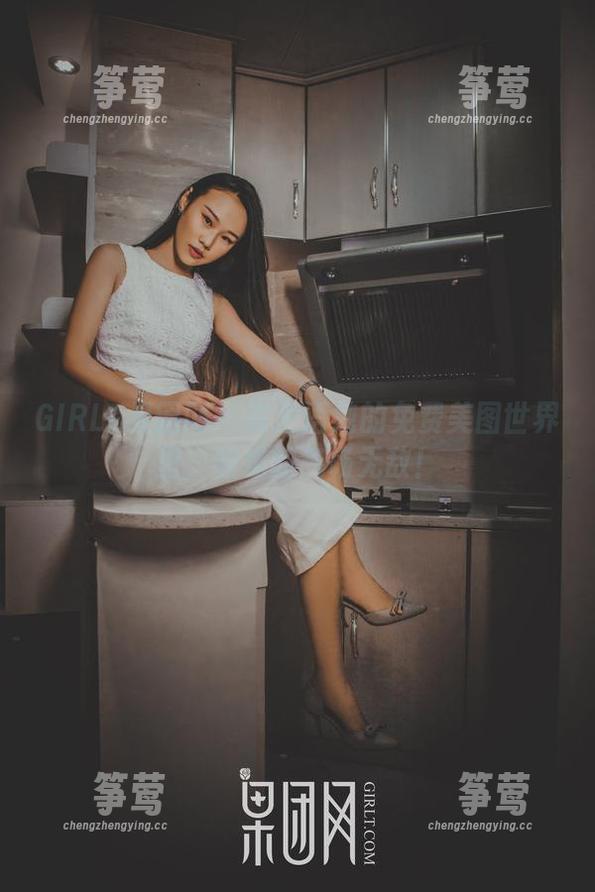 GIRLT果团网-王语纯 GIRLT果团网 - 在王语纯的免费美图世界里,姐姐的气场无敌!