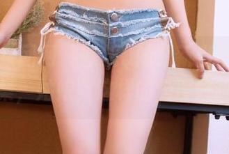 GIRLT果团网 - 蜜桃Q妹儿新出学妹私拍图集,姑娘,这样的角度好吗?