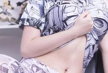 更新！Hana Bunny这次的cos自拍，犹如现实中的小角色！
