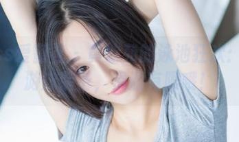 IMiss爱蜜社 - 黄歆苑的泳池狂欢:最新游泳装备,资源有限哦!