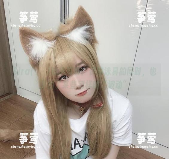 Sira(시라)泳池写真：保持泳具的同时，也露出了某些别样的“波动”