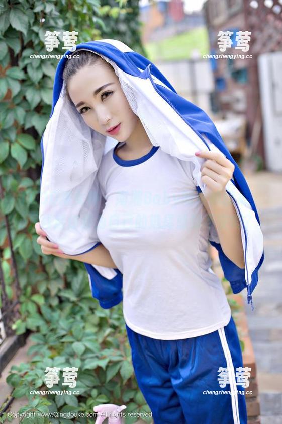 TGOD推女神-南湘Baby TGOD推女神 - 南湘Baby的厨娘图集,下载后你会为自己的选择感到不安吗?