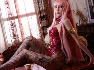 Vams子修女高清写真里,似乎藏着某种拨动心弦的暗示,真想进一步了解。