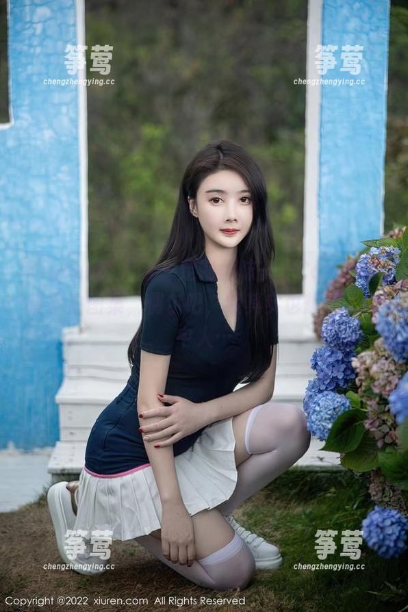 Xiuren秀人网 - 定制品味——Candy糖糖黑白图集，偶尔吧，我其实也想成为图中人…