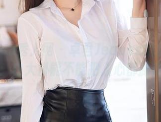 Xiuren秀人网 - 卓君Jeanes的护士写真集：白大褂能不能把人心都搬走啊？