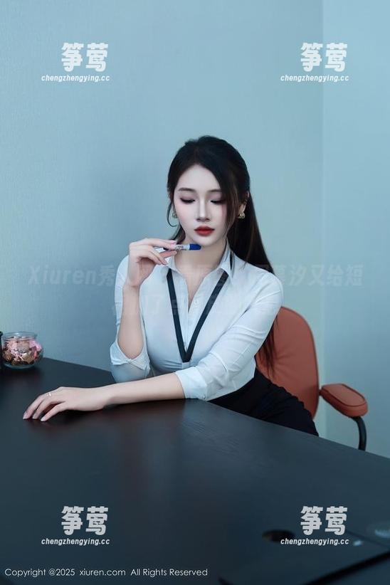 Xiuren秀人网-周慕汐 Xiuren秀人网 - 看原图!周慕汐又给短裙加了点调皮的气息