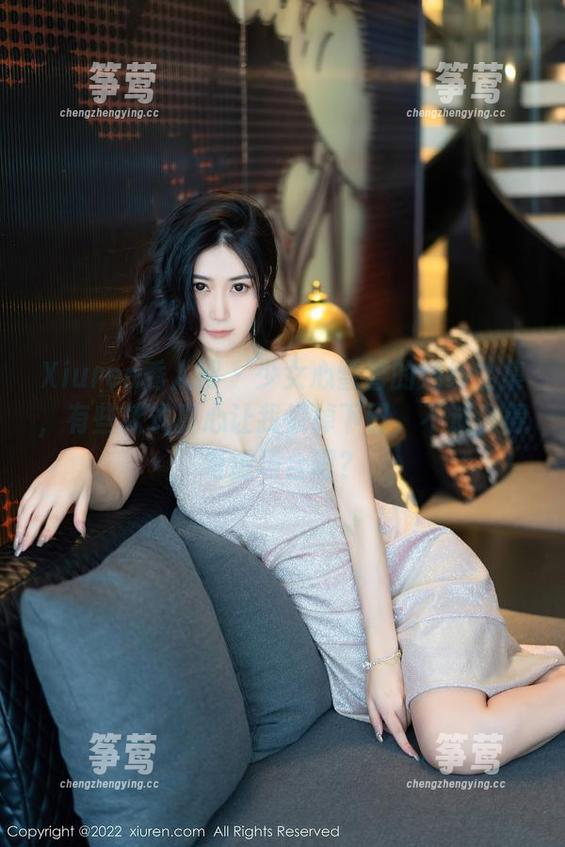 Xiuren秀人网-少女心雪雪 Xiuren秀人网 - 少女心雪雪的婚纱全集,有些款式真心让我惊掉下巴,不过也得考虑场合吧?