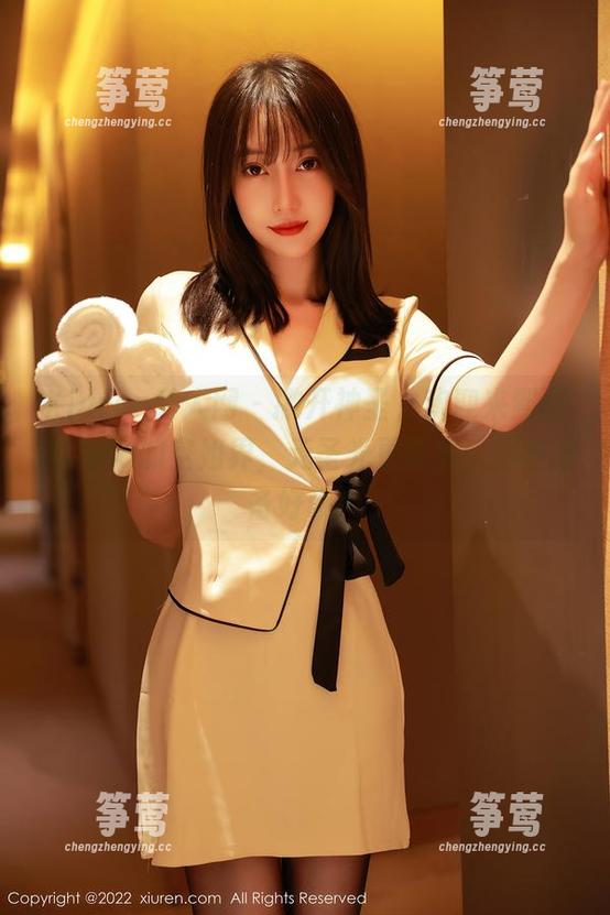 Xiuren秀人网-涵涵Luna Xiuren秀人网 - 撇开神圣,欢迎来到涵涵Luna的空姐界,无圣光更真实,图包准备好哦!