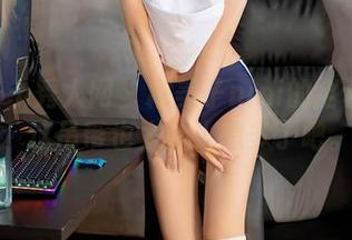 Xiuren秀人网 - 糯美子nini的全套写真,这吊带也太让人想多了吧。