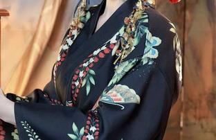Xiuren秀人网 - 许嘉欣图集：死库水里的小紧张和大期待，有种让人瘫软的魔力。