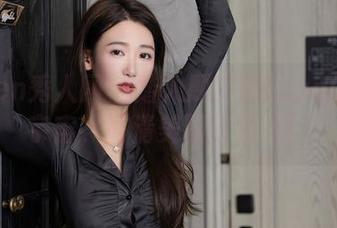 Xiuren秀人网 - 踏入顾乔楠Cora的黑丝宇宙,高清美图带你飞!