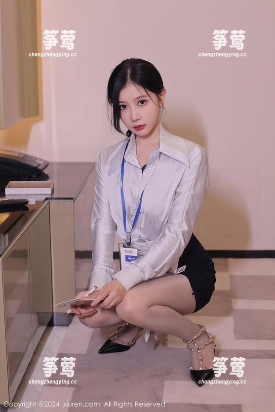 Xiuren秀人网-黄歆苑 Xiuren秀人网 - 这组黄歆苑全套真可爱,棉袜在图片里给了我不少联想,干脆意味不明,但又恰到好处。