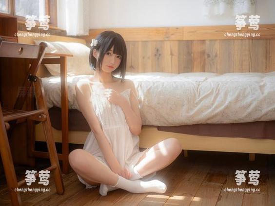 nagesa魔物喵 屏幕外的nagesa魔物喵:短裤写真集原图丛里的各种状况。