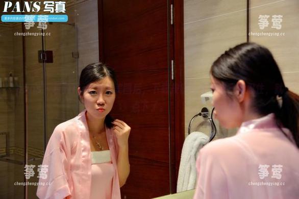 pans-Tina pans - 看到Tina双人美图后,下载按钮就在眼前,没忍住,就点下了。