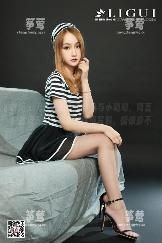 丽柜-小璐璐 丽柜 - 无圣光的粉色作品与小璐璐,简直像我周五无所事事的懒惰写照,慵懒却不失调皮。