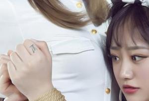 丽柜 - 潜水？不不不，是潼潼的泳池作品合集，撑起你的夏日心情！