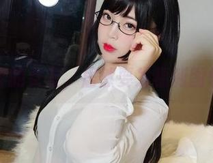 你烨烨的女友,居然要发福利图包了?