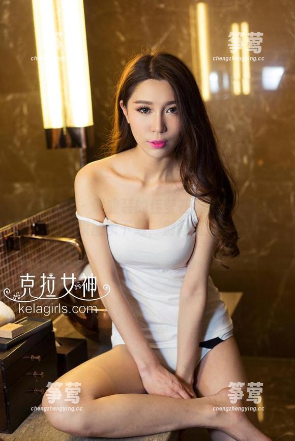 克拉女神-佳莹 克拉女神 - 职业装的佳莹在镜头下大放异彩!原图求下载,别问我为啥!