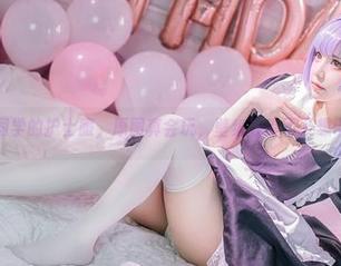 六二二同学的护士服,原图真会玩,壁纸我等不及想带回家。