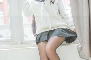 免费拿美图!北之北的碧蓝航线大冒险,JK服太动人了吧,大海都想喝碧水了!