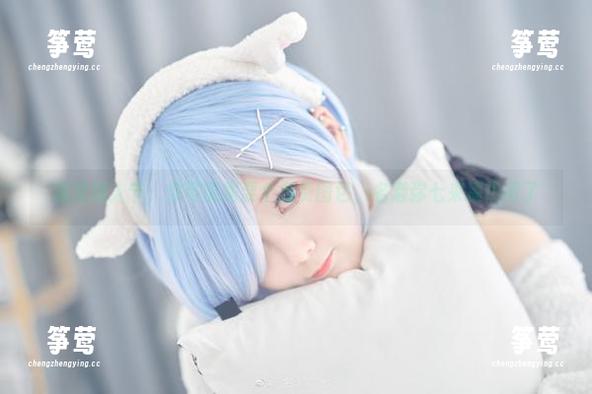 名濑弥七 说是情人节,你可能需要个免费图包,名濑弥七来凑热闹了