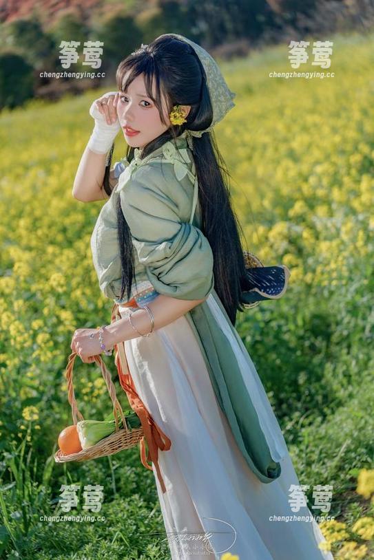 咬一口兔娘 在线美图,咬一口兔娘短裤让人呲牙咧嘴!不同凡响!