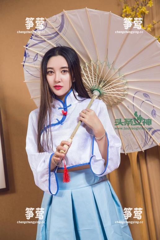 头条女神-李由美 头条女神 - 李由美的毛衣,原图难得一见,精选有点懒惰