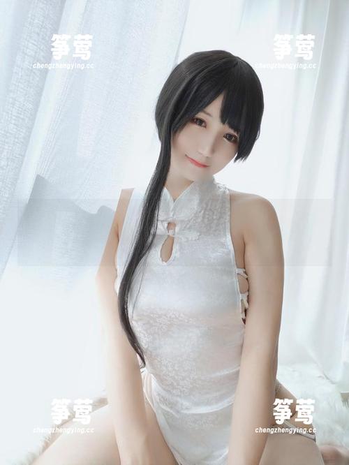 小仓千代w 就想问小仓千代w,学校是教怎么拍无圣光的美图吗?