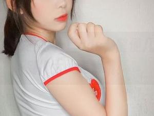 小酥酱带你体验办公室cos，随便几张图片，别抱太大希望哦！