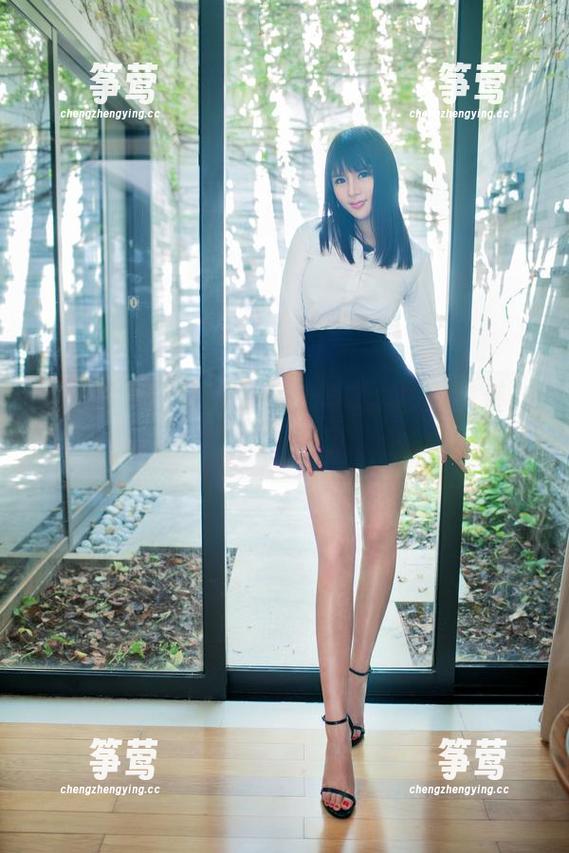 推女郎-王依萌 推女郎 - 王依萌的私房睡衣,图包来袭,真有种“我只是在家懒散”的幽默感!