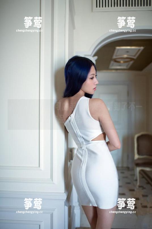 推女郎-黄可 推女郎 - 从黄可的毛衣出发,看到了不一样的作品,这角度真绝。