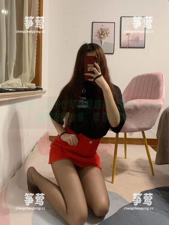 提袜少女 微密圈 - 袜子也可以很精彩!提袜少女微信朋友圈合集,带你狂欢!
