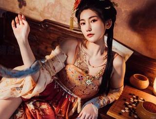 提到了星澜是澜澜叫澜妹呀和她的皮衣美图，资源的丰富程度可能要超出大家的想象。