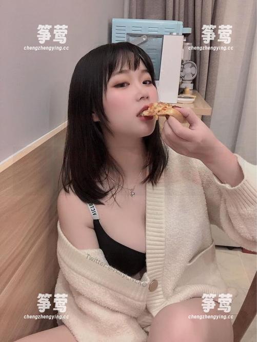 是一只废喵了 是一只废喵了与她的红裙:一场写真自拍狂欢,不来可是要后悔的哦
