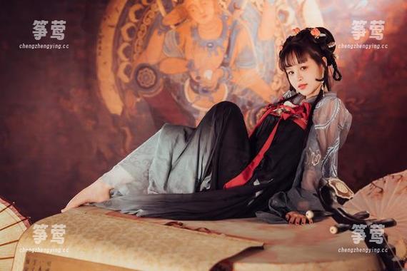 晕崽Zz 晕崽Zz的美足宣言,定制写真里藏了啥?