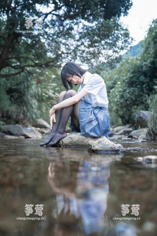木棉棉OwO 美到没朋友的木棉棉OwO,泳衣cos原图你能抗住吗?