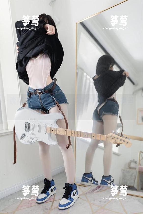 杏仁曲奇 脱离现实的小合集:杏仁曲奇和那些裤里丝图片!