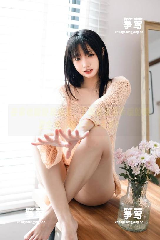 柒柒要乖哦 在家也能轻松追星,下载柒柒要乖哦的裸足全集,脚丫子欢乐多!