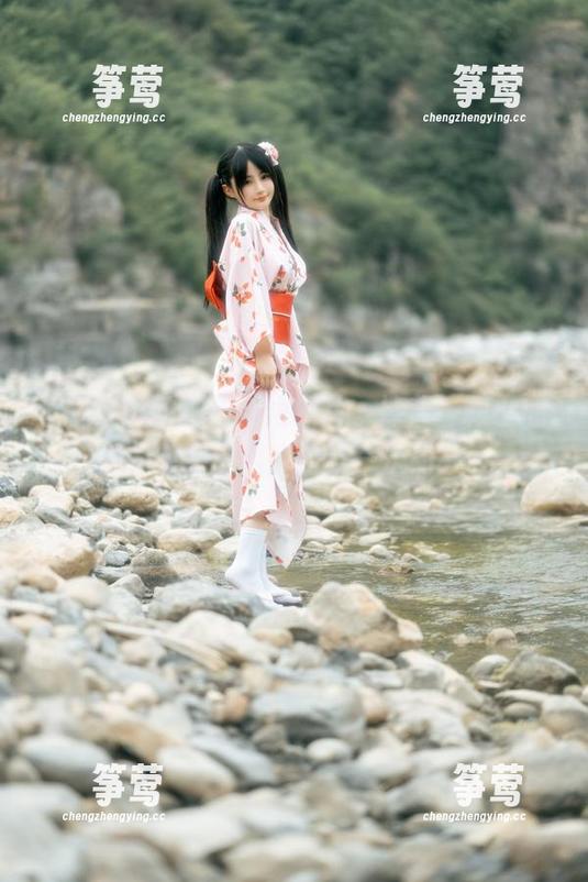 桜井宁宁 桜井宁宁的高清红裙照片,捧着一颗小心脏,忽然想起我的第一次约会。