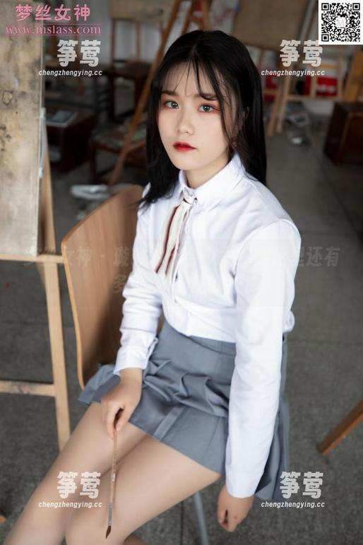 梦丝女神-璇璇 梦丝女神 - 璇璇的天台少女:网盘里还有多少没曝光的呢?