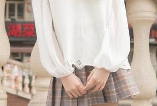 梦丝女神 - 让我想起了什么……魏婷婷在皮衣里的每一张图都是一次旅行的开始！