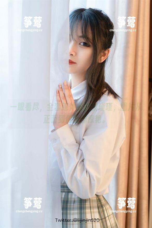 梨瑾瑾 一眼看尽,全套连体衣的梨瑾瑾,图片从正面到侧面都惊艳。