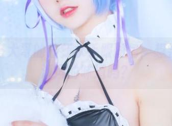 洛丽塔大哥的最新水手服图包:想尝一尝海风的味道吗?
