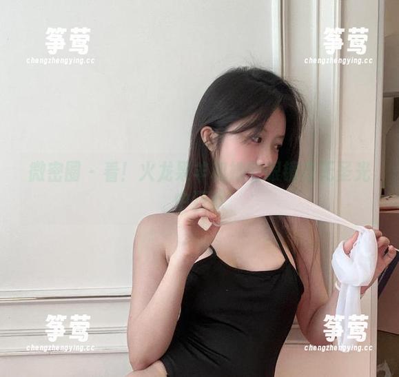 火龙果羊 微密圈 - 看!火龙果羊和她的眼镜在无圣光中狂欢