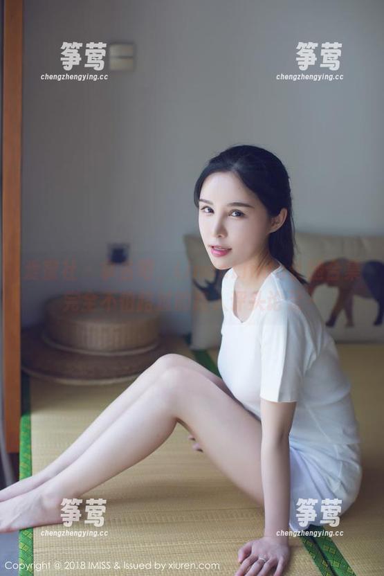爱蜜社-LindaLinda 爱蜜社 - 拿去吧,LindaLinda长腿合集完全不怕路过的路人评头论足~