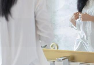 爱蜜社 - 小热巴的修女写真,我完全没想到她还有这一面!