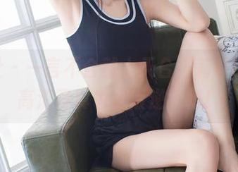 爱蜜社 - 一言不合就上天台，莉莉Lily这高清写真也太叛逆了吧！