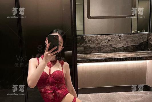 牛奶里的果汁 微密圈 - 原图快闪:“牛奶里的果汁”,夏日的汗水是否在流淌?如同心事般流动。