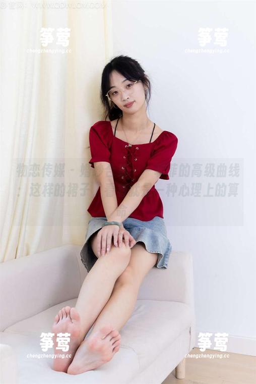 物恋传媒-菲菲 物恋传媒 - 婚纱合集——菲菲的高级曲线:这样的裙子,看着就是一种心理上的算命。