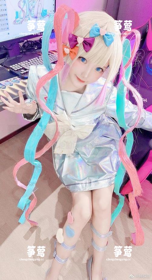 神探火狸狸 神探火狸狸修女图册:一组原图看完,跷脚变掌柜的该如何办?